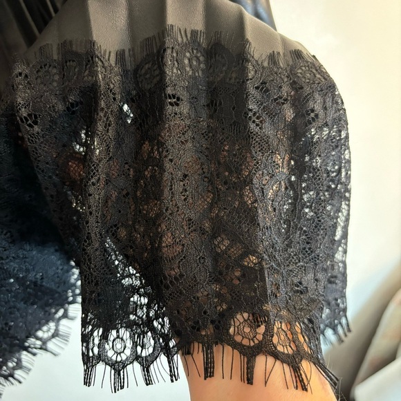 ZARA Sz XS Midi Skirt Liquid Leather Look Vegan Pleated Lace Trimmed In Black - Picture 5 of 8